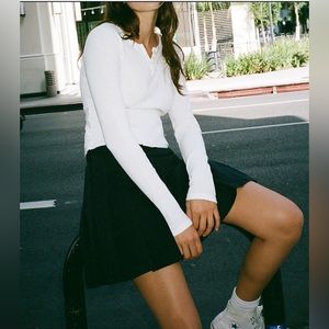 BRANDY MELVILLE White Cropped Button Longsleeve